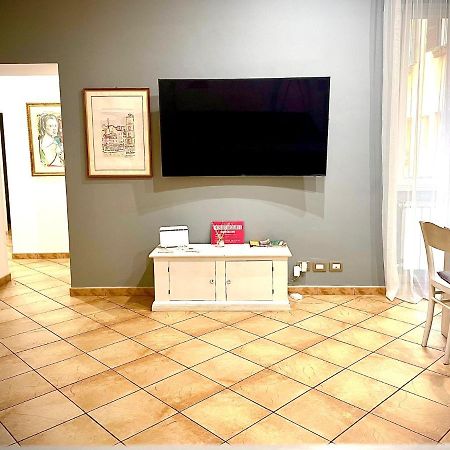 All Suite Colosseo Рим Екстериор снимка