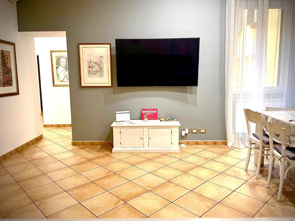 All Suite Colosseo Рим Екстериор снимка