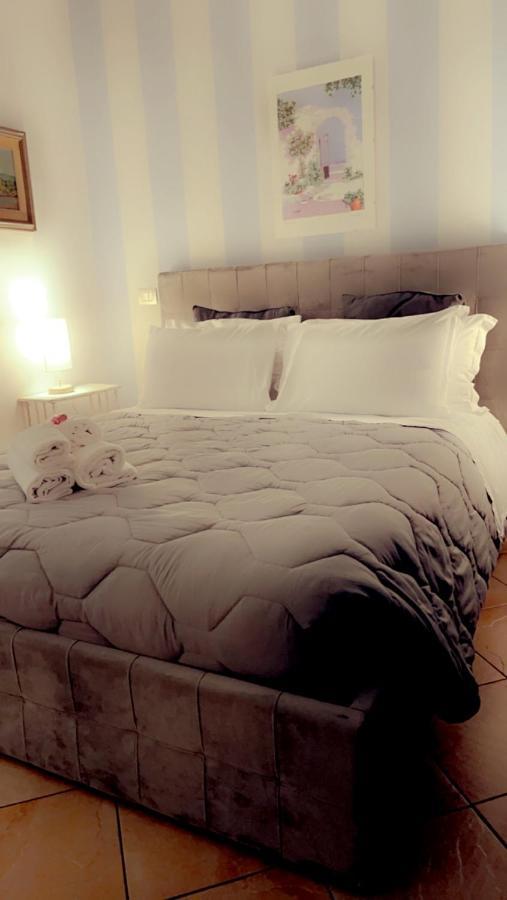 All Suite Colosseo Рим Екстериор снимка