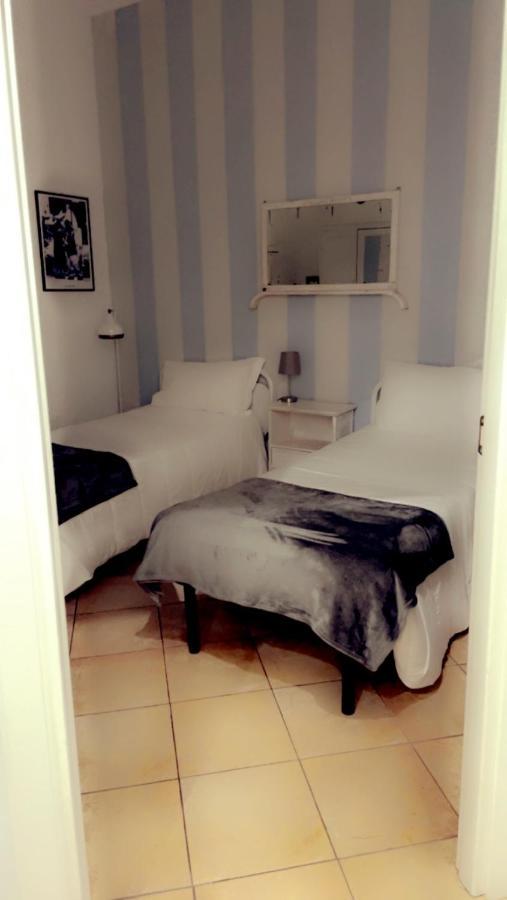 All Suite Colosseo Рим Екстериор снимка