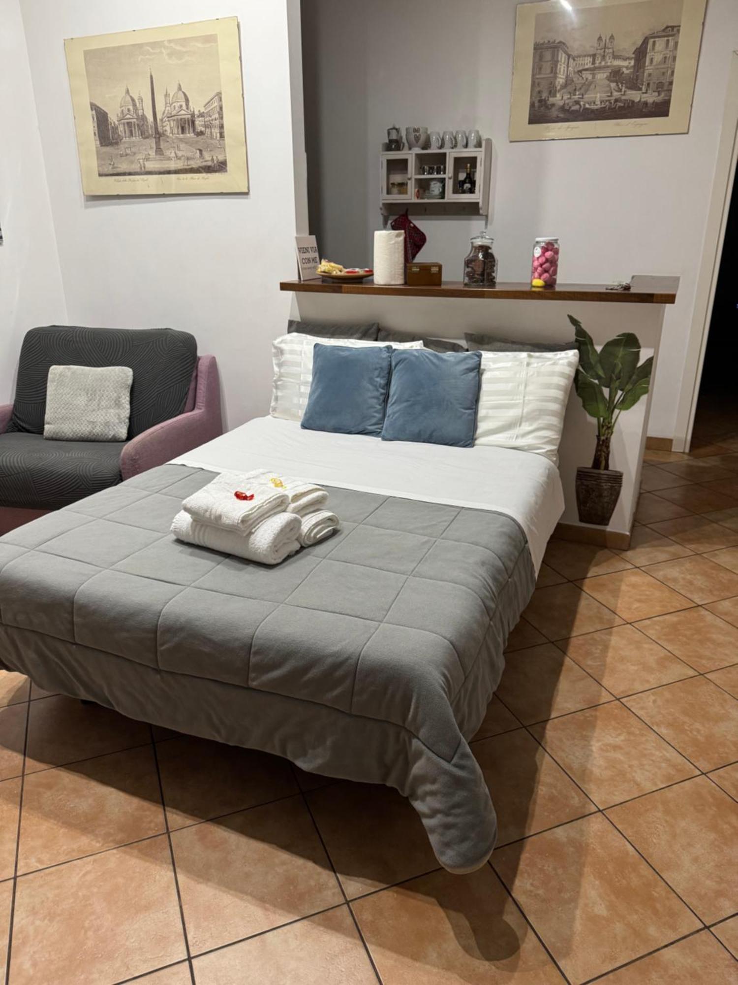 All Suite Colosseo Рим Екстериор снимка